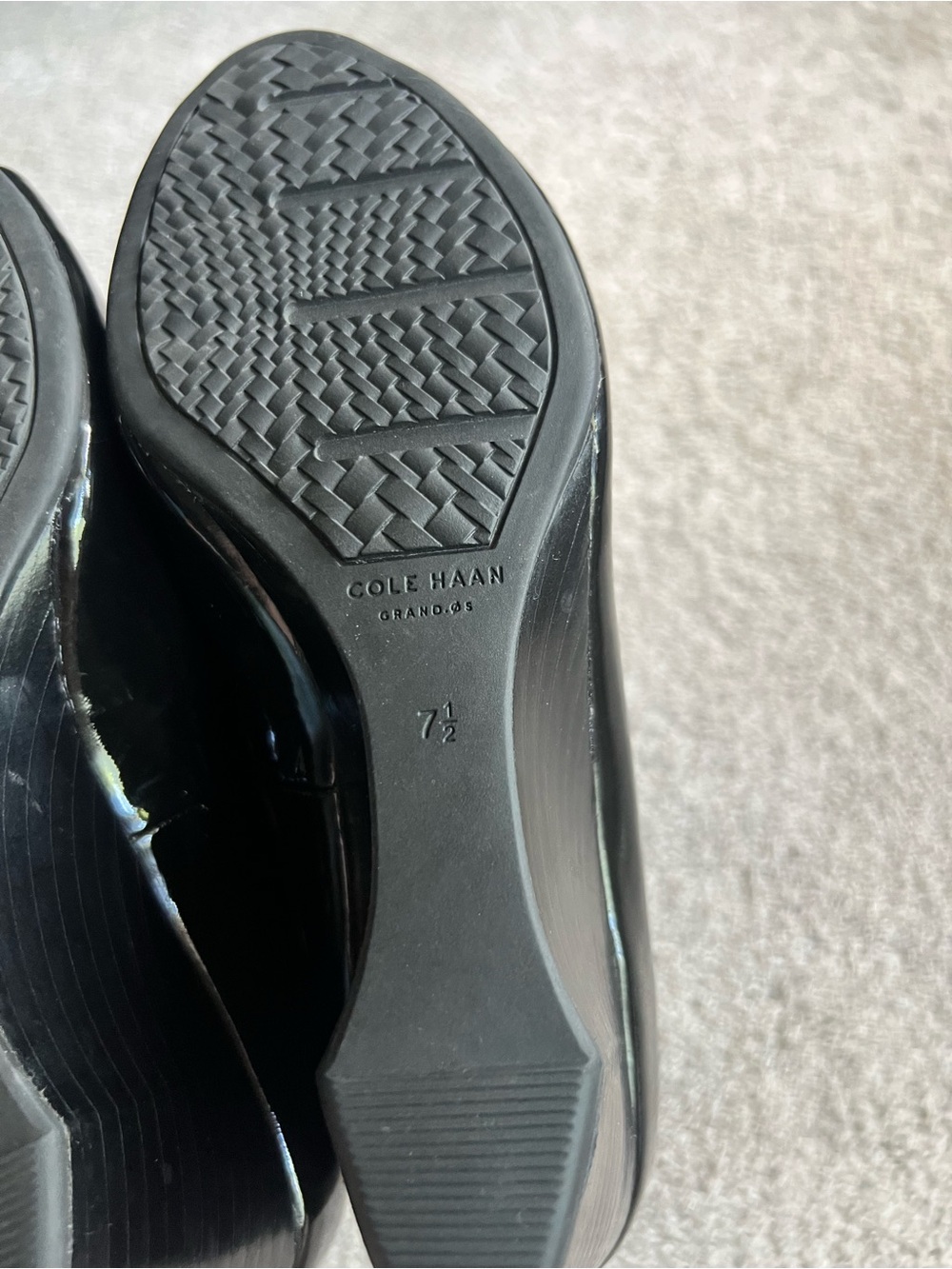 Cole Haan Women’s 7.5 Sadie Pump Black Patent Wedge Heel Peep Toe Dress Shoes - Picture 5 of 7